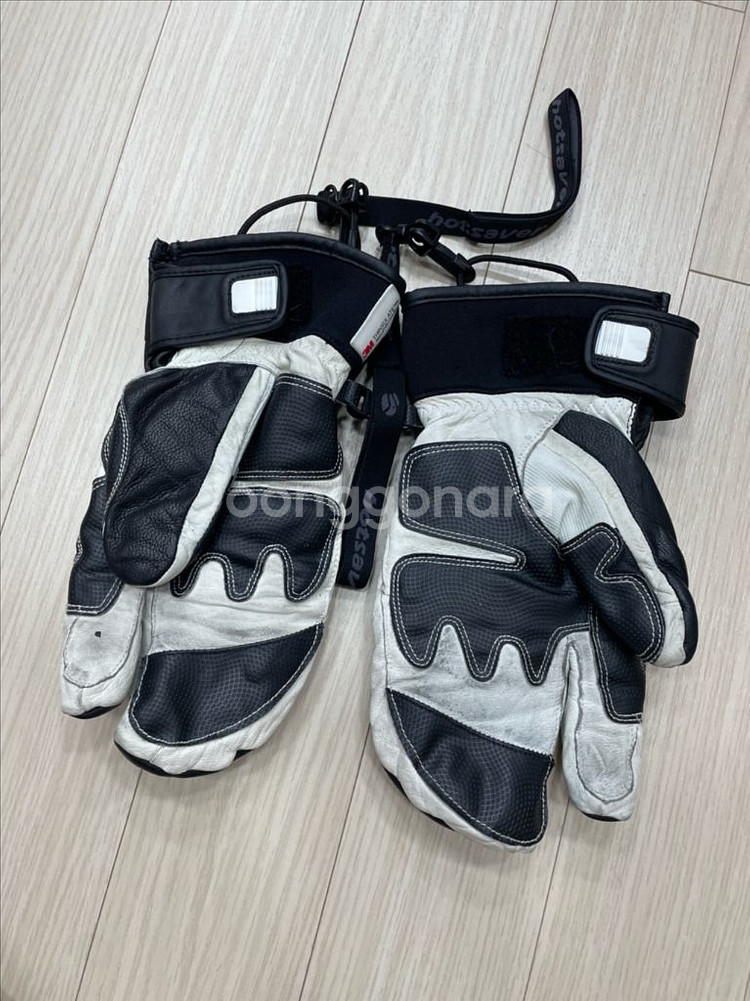 루디스 범고래 삼지장갑--1