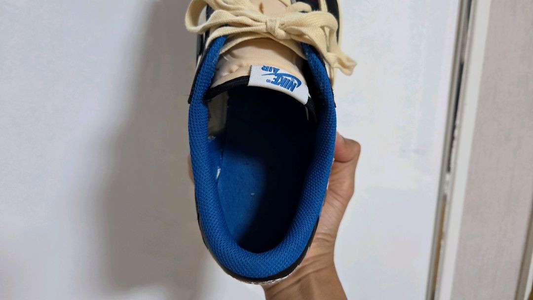 나이키 에어 조던1 트래비스 스캇 프라그먼트 로우 290 이미지