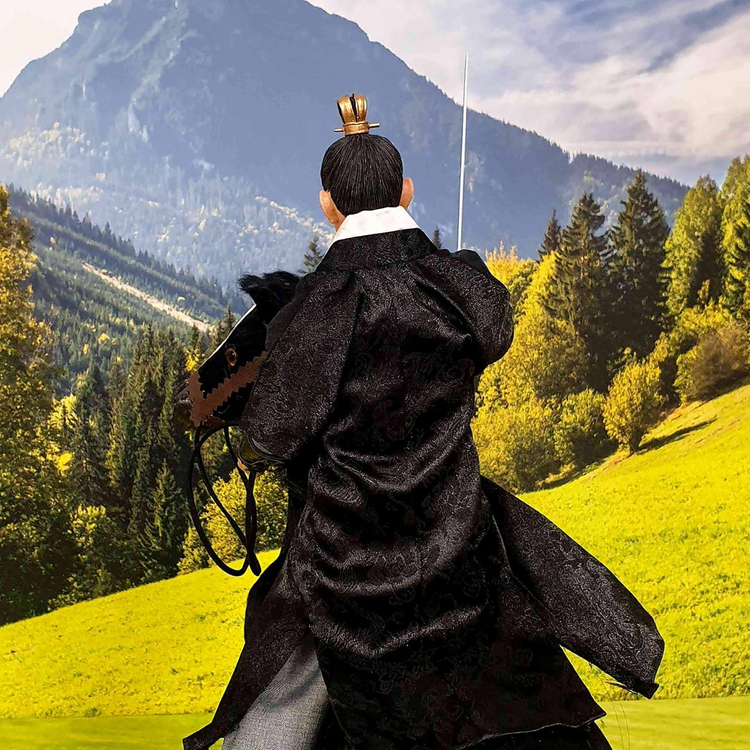 군도 조윤(강동원)+식모 흑마 세트 12인치 피규어(핫토이 호환)--2