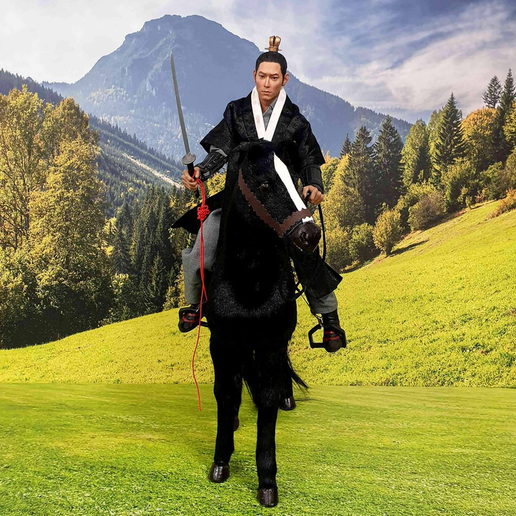 군도 조윤(강동원)+식모 흑마 세트 12인치 피규어(핫토이 호환)--3