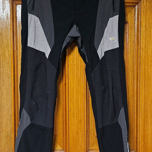 마운틴하드웨어 여성바지