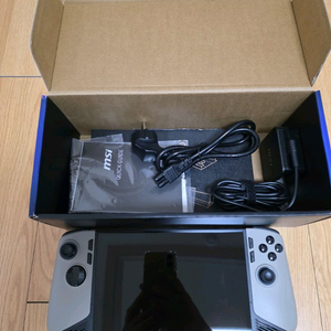 MSI Claw 8 + AI 루나 클로 UMPC