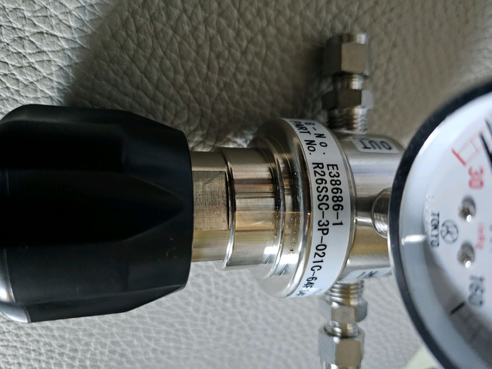 크라운 정밀 라인압력조정기--2