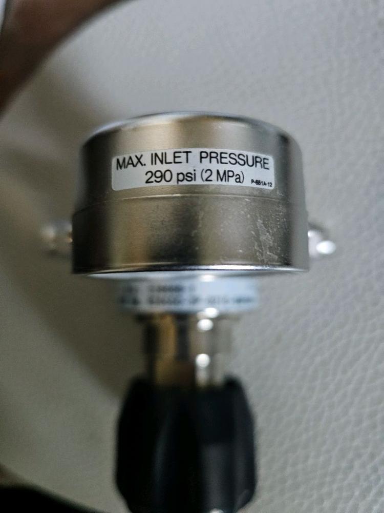 크라운 정밀 라인압력조정기--6