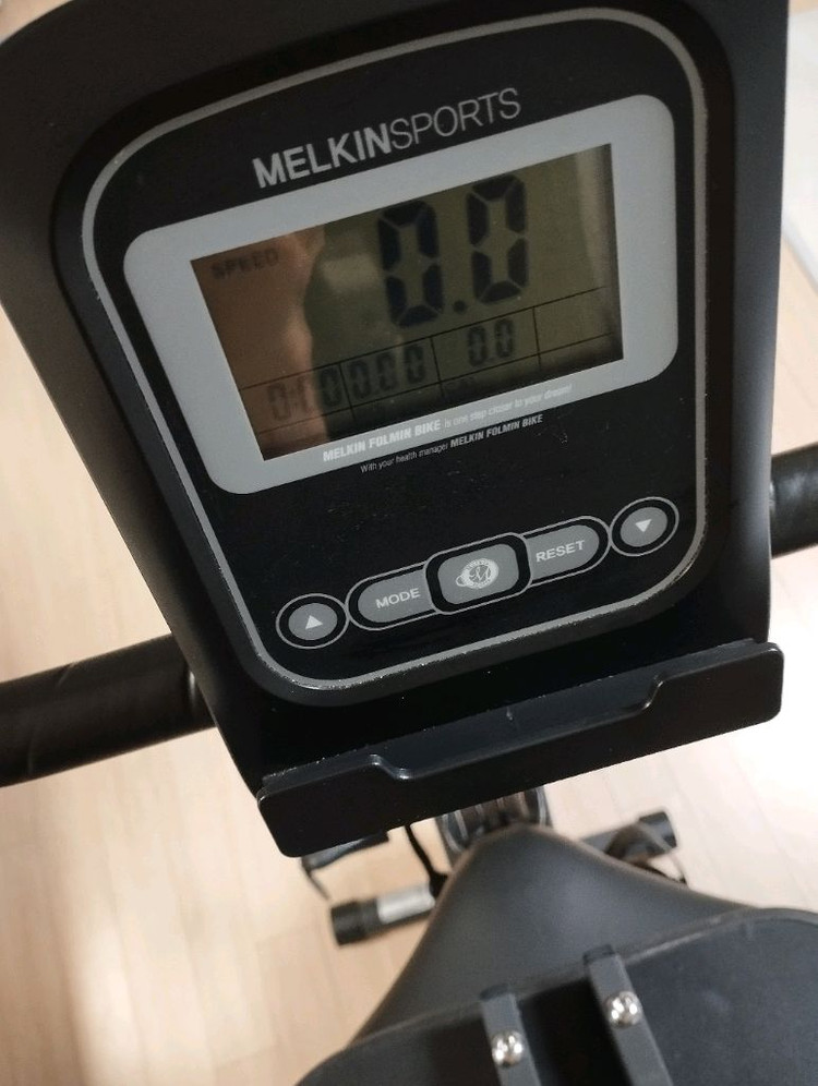 실사용2시간)멜킨 폴민 실내 자전거 접이식 바이크 운동기구 팝니다. 이미지
