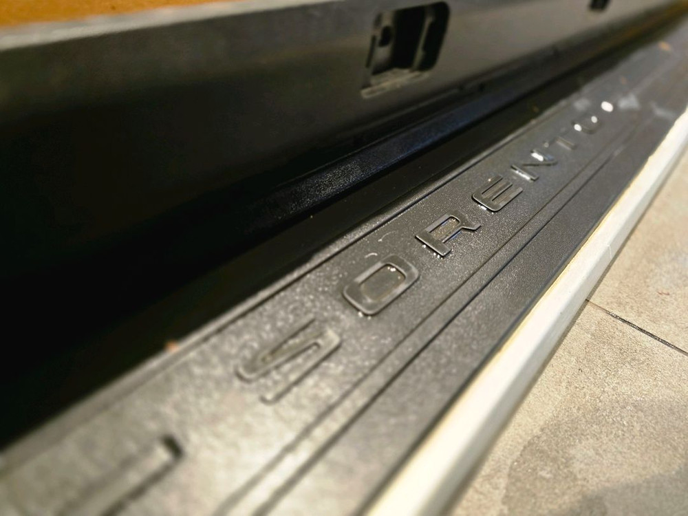 쏘렌토 mq4 사이드스텝 gsc 북미형 반 신품 판매합니다.--1