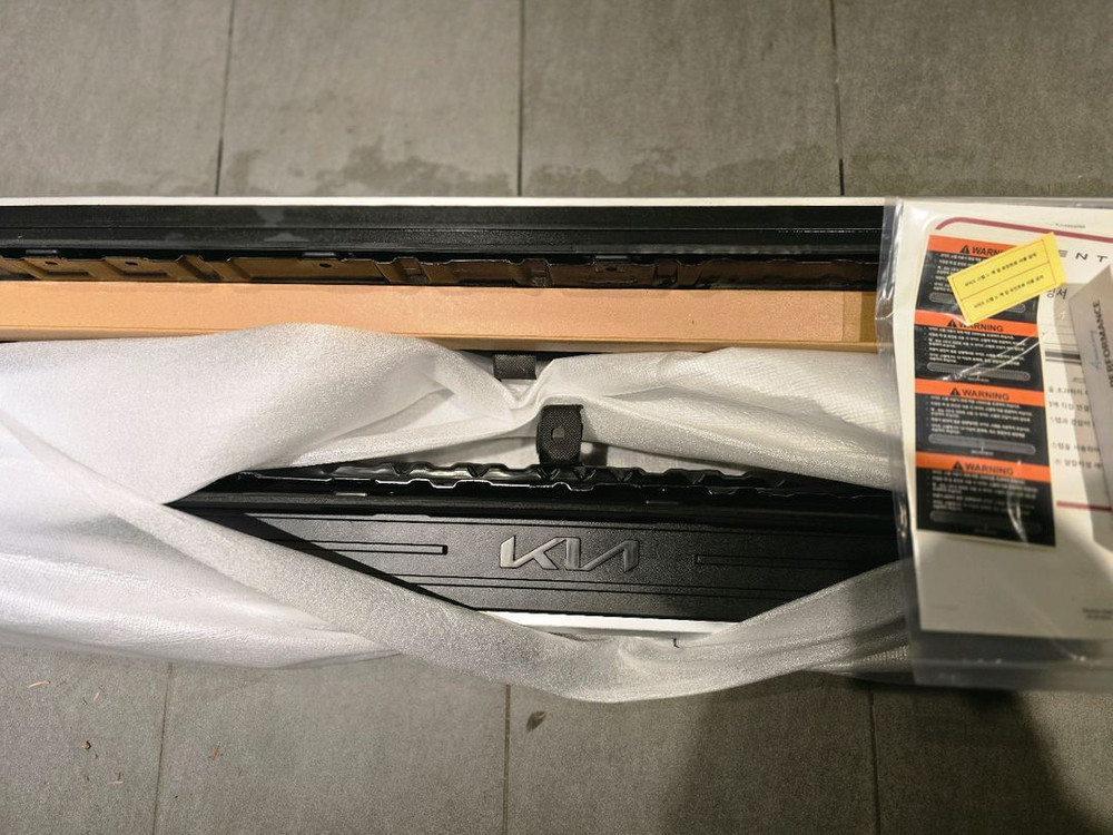 쏘렌토 mq4 사이드스텝 gsc 북미형 반 신품 판매합니다.--9