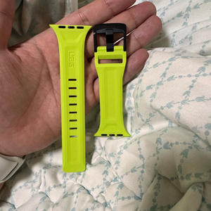UAG 애플워치 스트랩 네온 그린 44/45/46/49mm