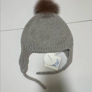 (새상품) 더캐시미어 키즈 폼폼 니트햇
