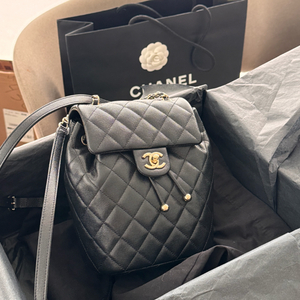 샤넬 어반스피릿 스몰 (어반 백팩) 새제품급