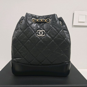 샤넬 가브리엘백팩 스몰 A94485