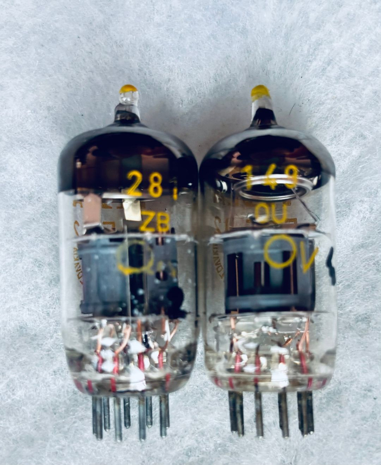 Tesla 테슬라 6U8/ECF82. 노랑 NOS 메치페어 판매 이미지