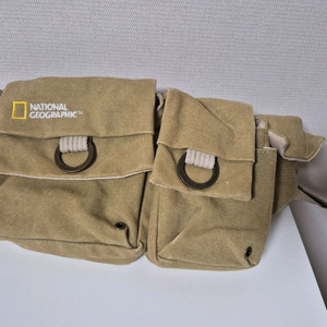 내셔널지오그래픽 정품 가방 힙색 싸게 팝니다네셔널지오그래픽 정품 가방 힙색 싸게 팝니다.