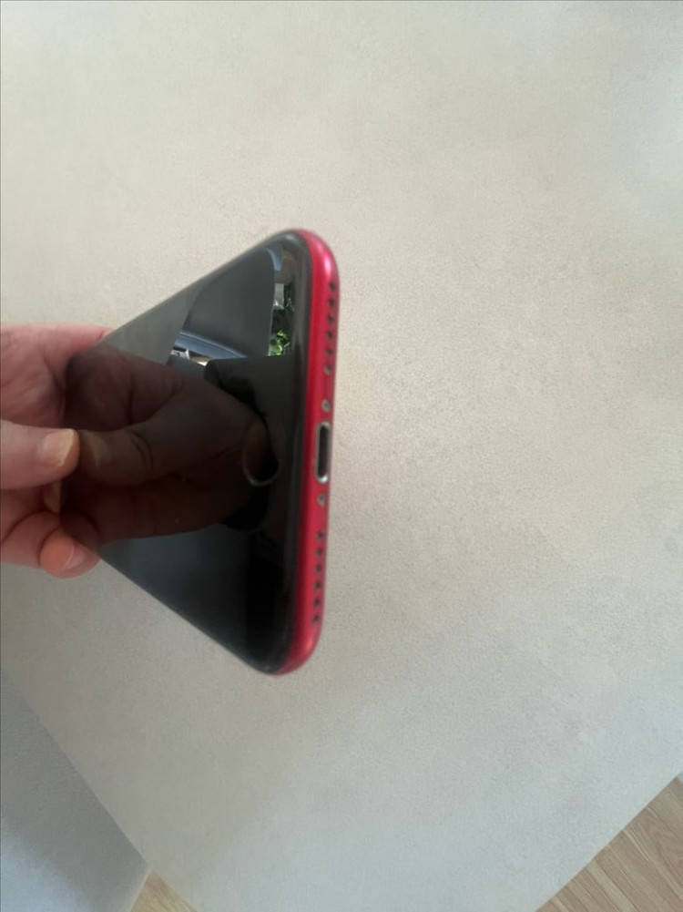 아이폰 SE2 64GB 레드--7