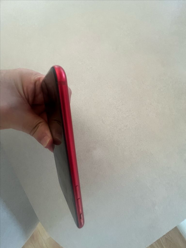 아이폰 SE2 64GB 레드--8