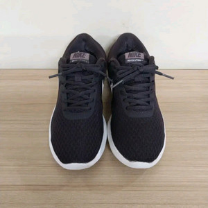 여성 나이키 레볼루션4 운동화 (240)