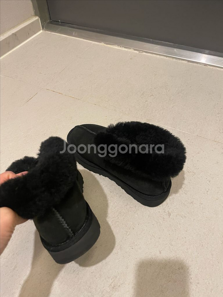 어그 정품 230발에 잘맞아요^^컨디션굿--1