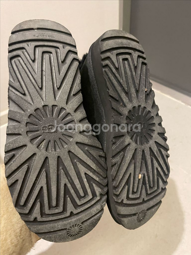 어그 정품 230발에 잘맞아요^^컨디션굿--2