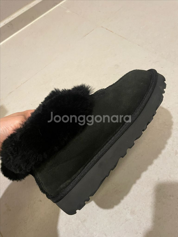 어그 정품 230발에 잘맞아요^^컨디션굿--4