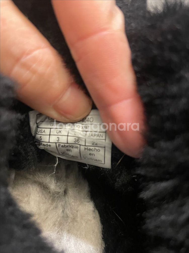 어그 정품 230발에 잘맞아요^^컨디션굿--5