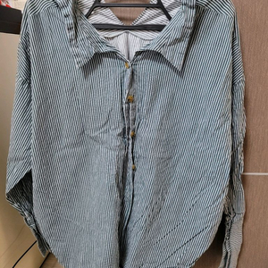 여성 의류 판매합니다. 이미지