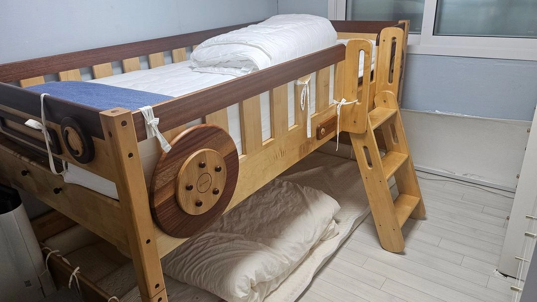 숲소리 낮은 벙커 2층침대 (자동차) 이미지