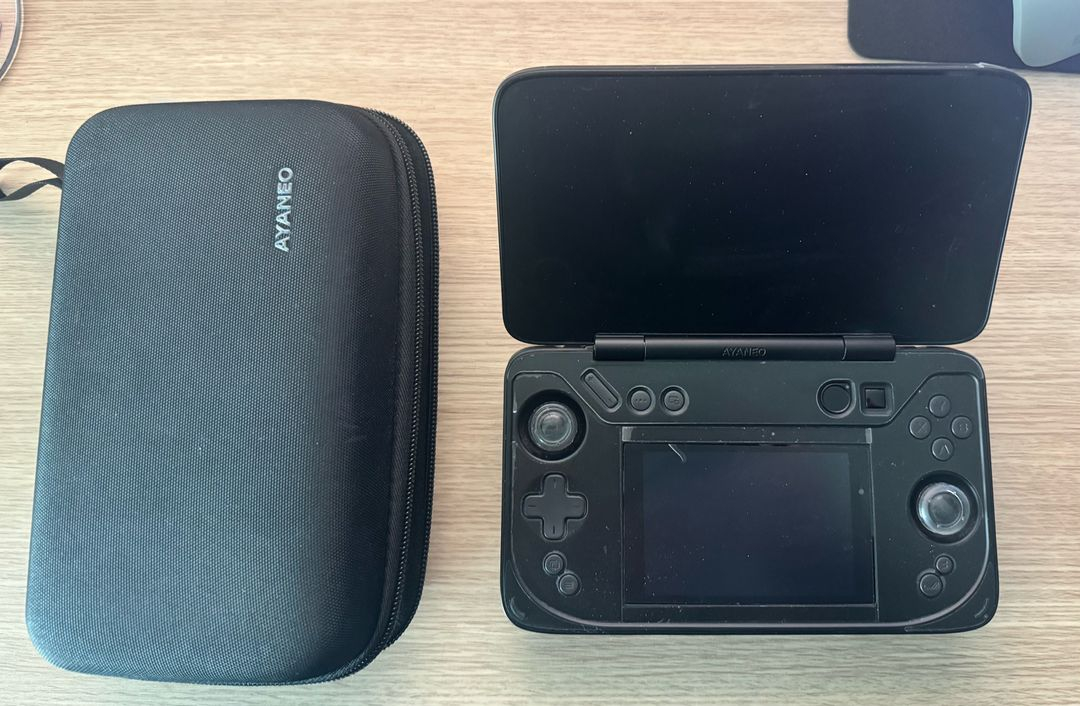 아야네오 플립 DS 8840 32g/2t--1