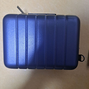 새제품 TRACKER 마카로니 미니 캐리어 파우치 네이비