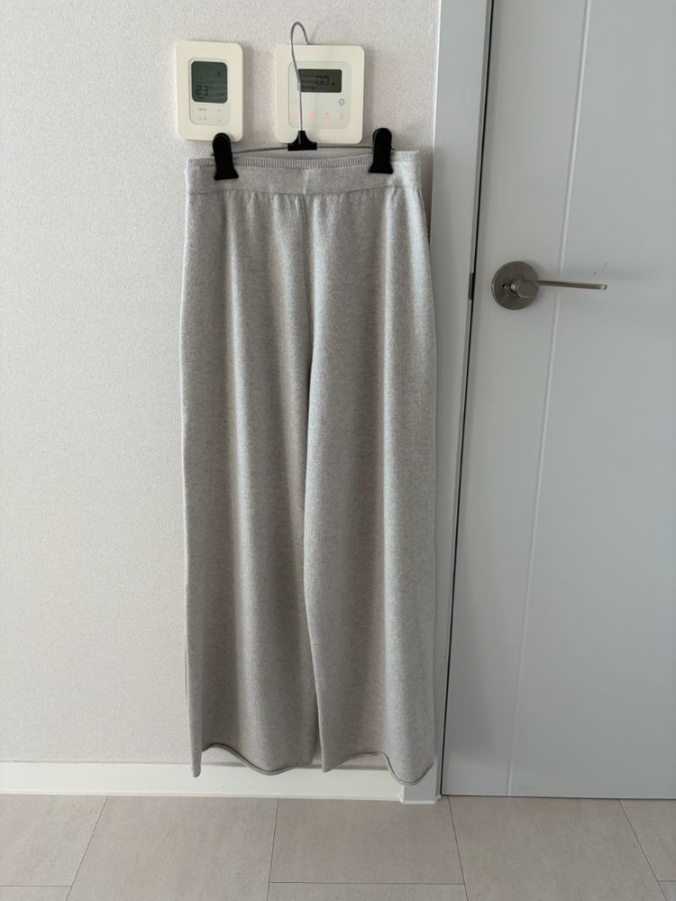 한섬 25 더캐시미어 캐시미어 슬릿 밴딩 와이드 니트 팬츠--2