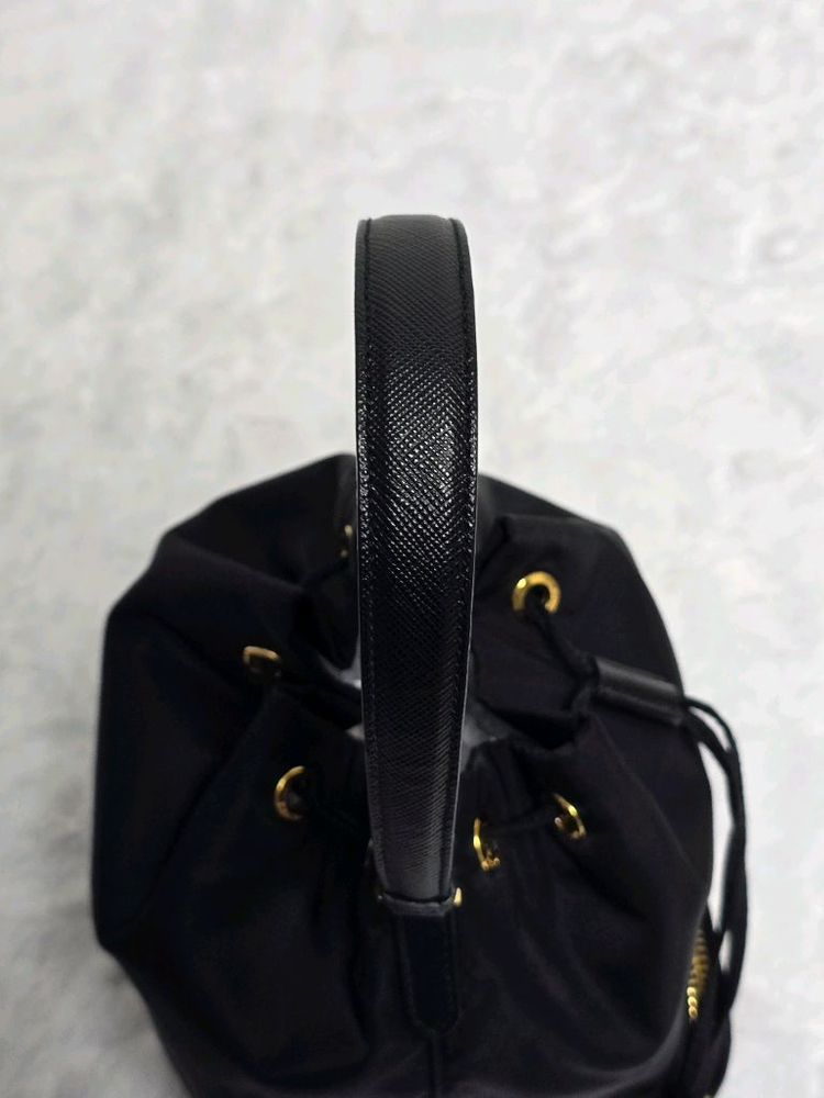 프라다 가방 나일론 버킷백 토트백 크로스백 (정품)--2