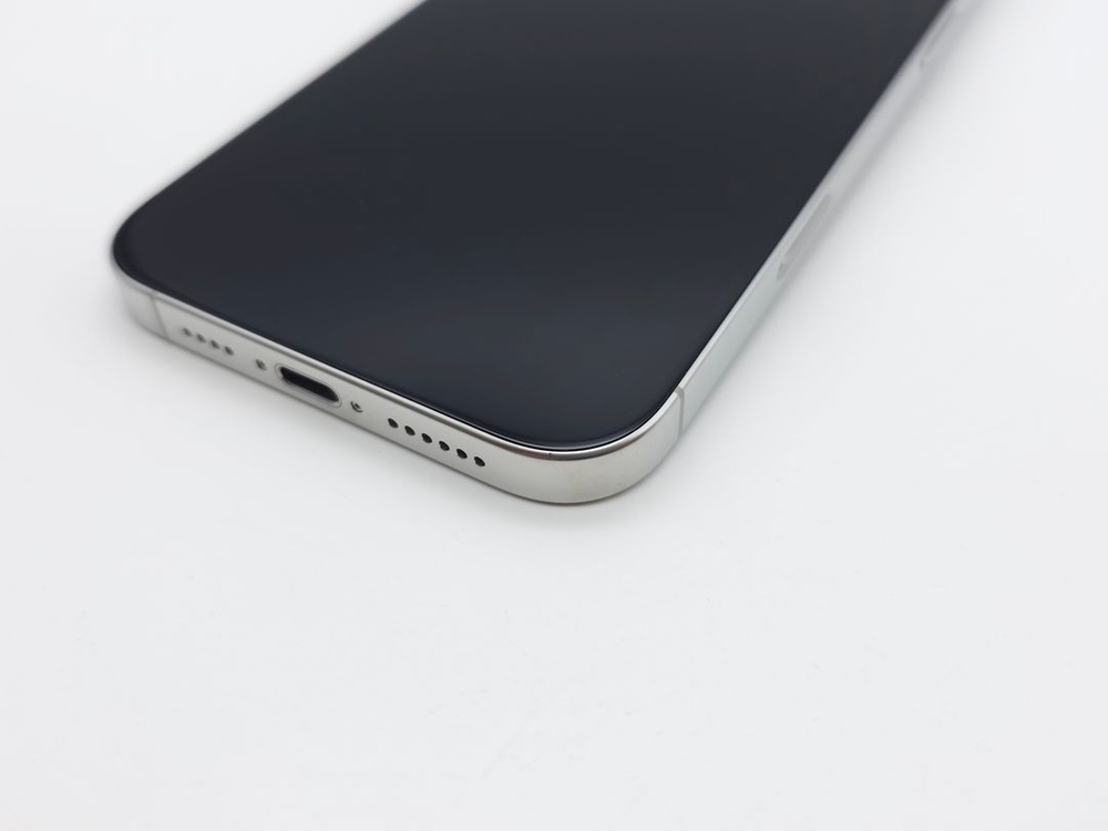 아이폰16프로맥스 256기가 화이트 (배터리93) / 1224--6