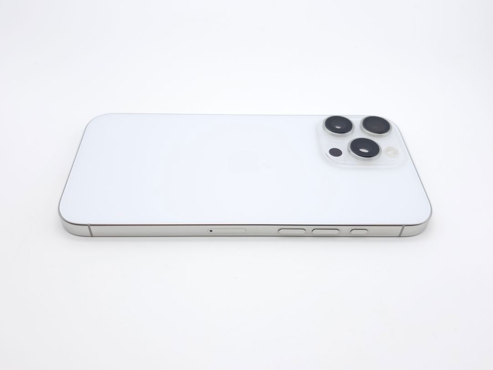아이폰16프로맥스 256기가 화이트 (배터리93) / 1224--3