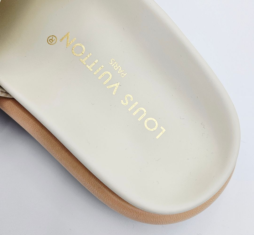 [셀렉트/감정서발급] 루이비통 풀 필로우 체커드 슬라이드 뮬 슬리퍼 이미지