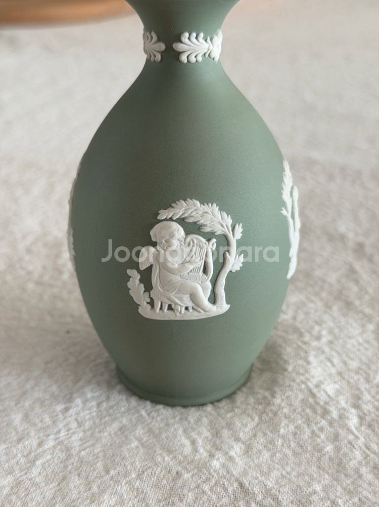 빈티지 웨지우드 재스퍼 세이지그린 버드베이스 미니 화병--1