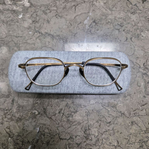 가메만넨 kmn-114 46사이즈 엔틱골드