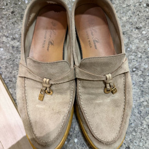 로로피아나 썸머워크 로퍼 베이지 36.5