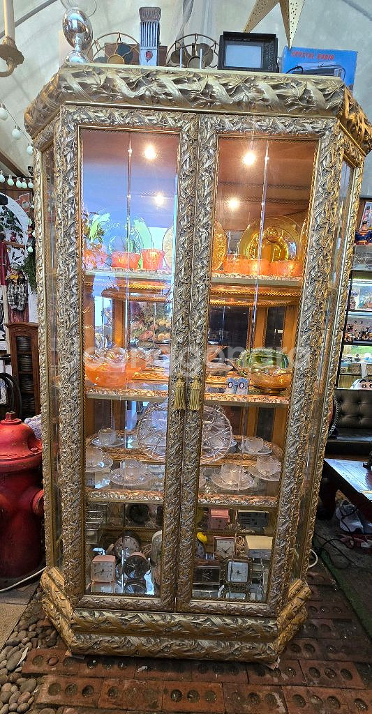 이태리 앤틱 금당 장식장--1