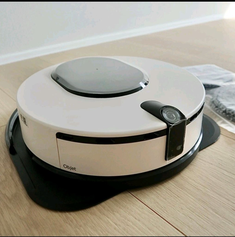 LG 코드제로 M9 물걸레 로봇청소기 이미지