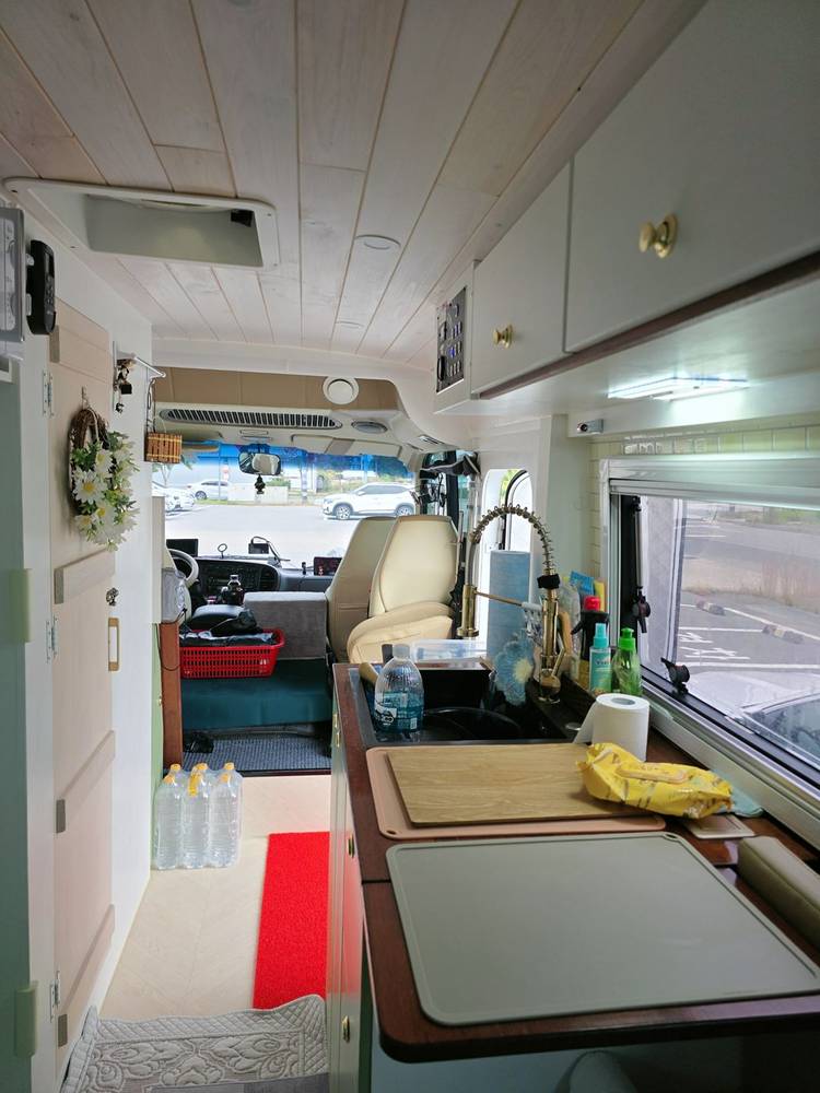 카운티 캠핑카 13년식 10만키로 팝니다. 이미지