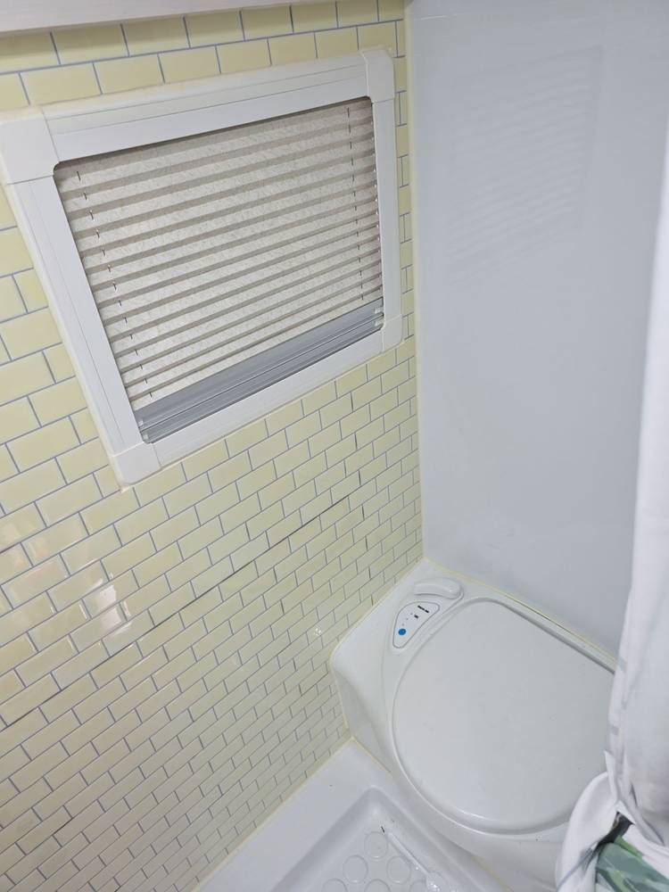 카운티 캠핑카 13년식 10만키로 팝니다. 이미지