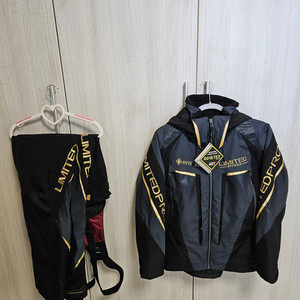 시마노 최고사양 리미티드 프로 고어텍스 낚시복 RT-151X