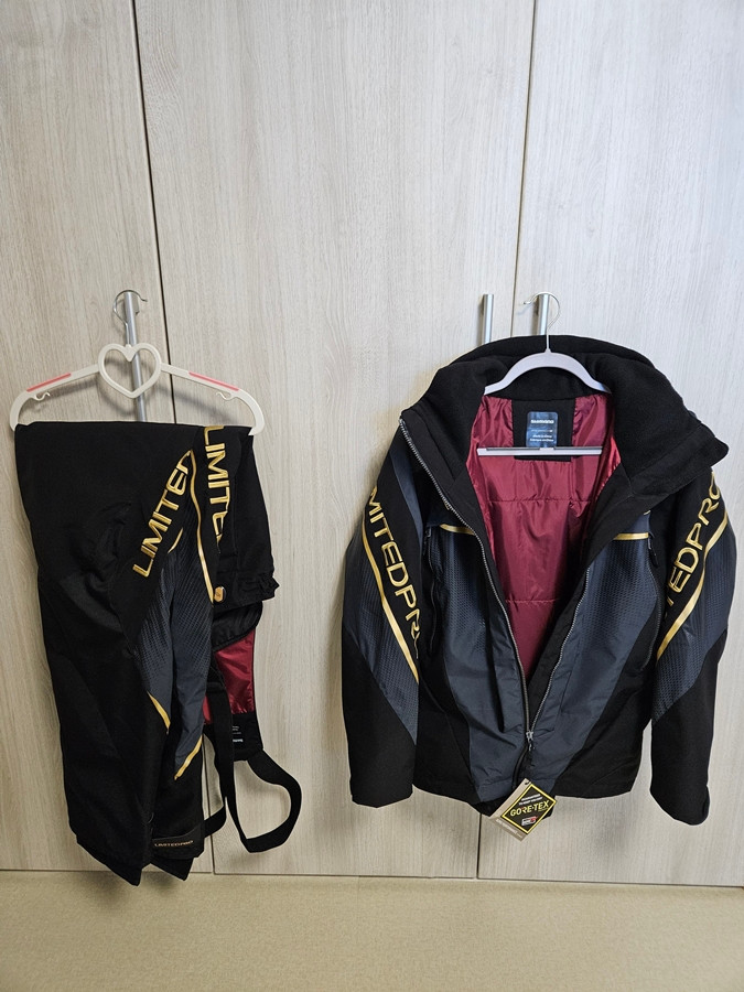 시마노 최고사양 리미티드 프로 고어텍스 낚시복 RT-151X--2