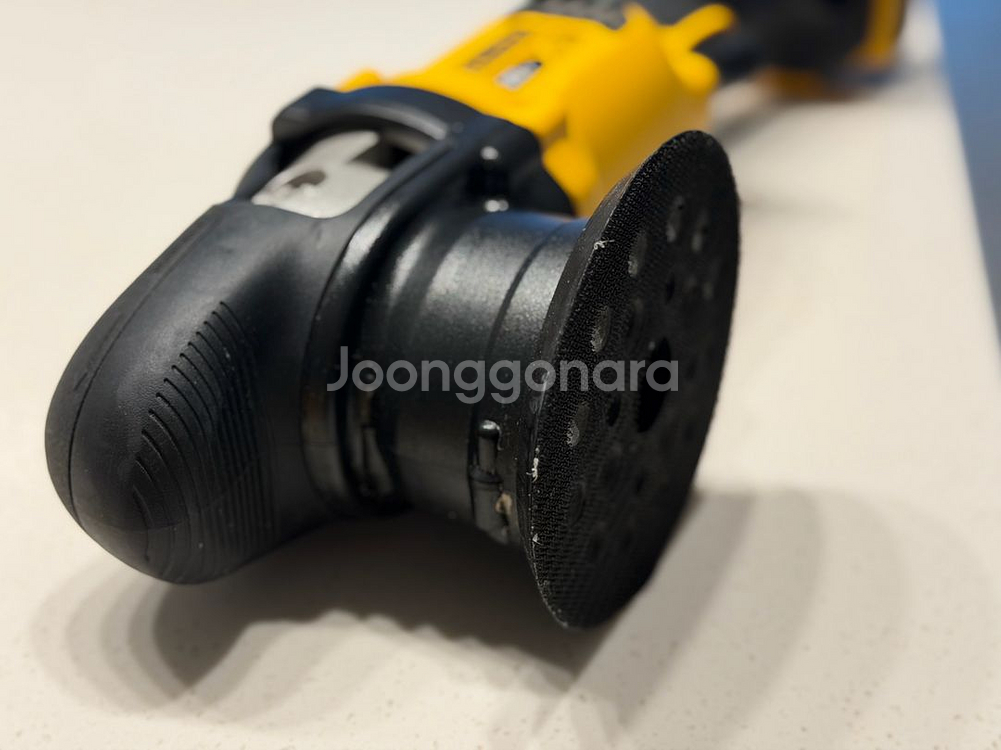 디월트 무선 듀얼폴리셔 배터리세트--4