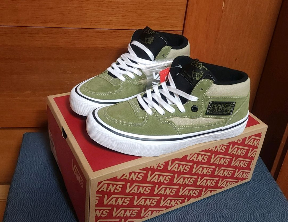 반스 가죽 230 운동화 새상품 스니커즈 여성--1