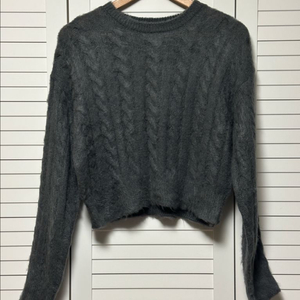 #새상품 : 꽈배기 라운드넥 긴팔 봄니트 먹색 차콜