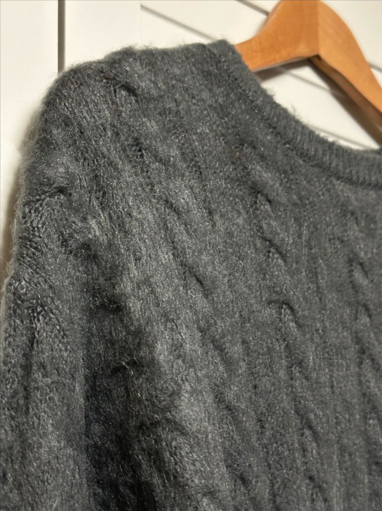 #새상품 : 꽈배기 라운드넥 긴팔 봄니트 먹색 차콜--3