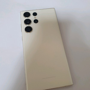 갤럭시S23울트라 아주깨끗 256기가 크림