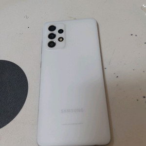 갤럭시퀀텀2 이미지