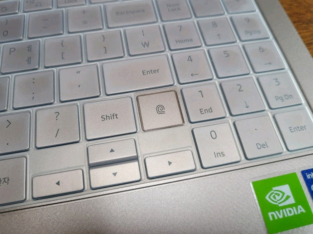 삼성 갤럭시북 플렉스2 15.6인치 이미지