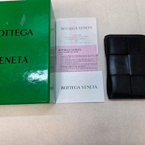 보테가베네타 카세트 플랩 카드케이스 지갑